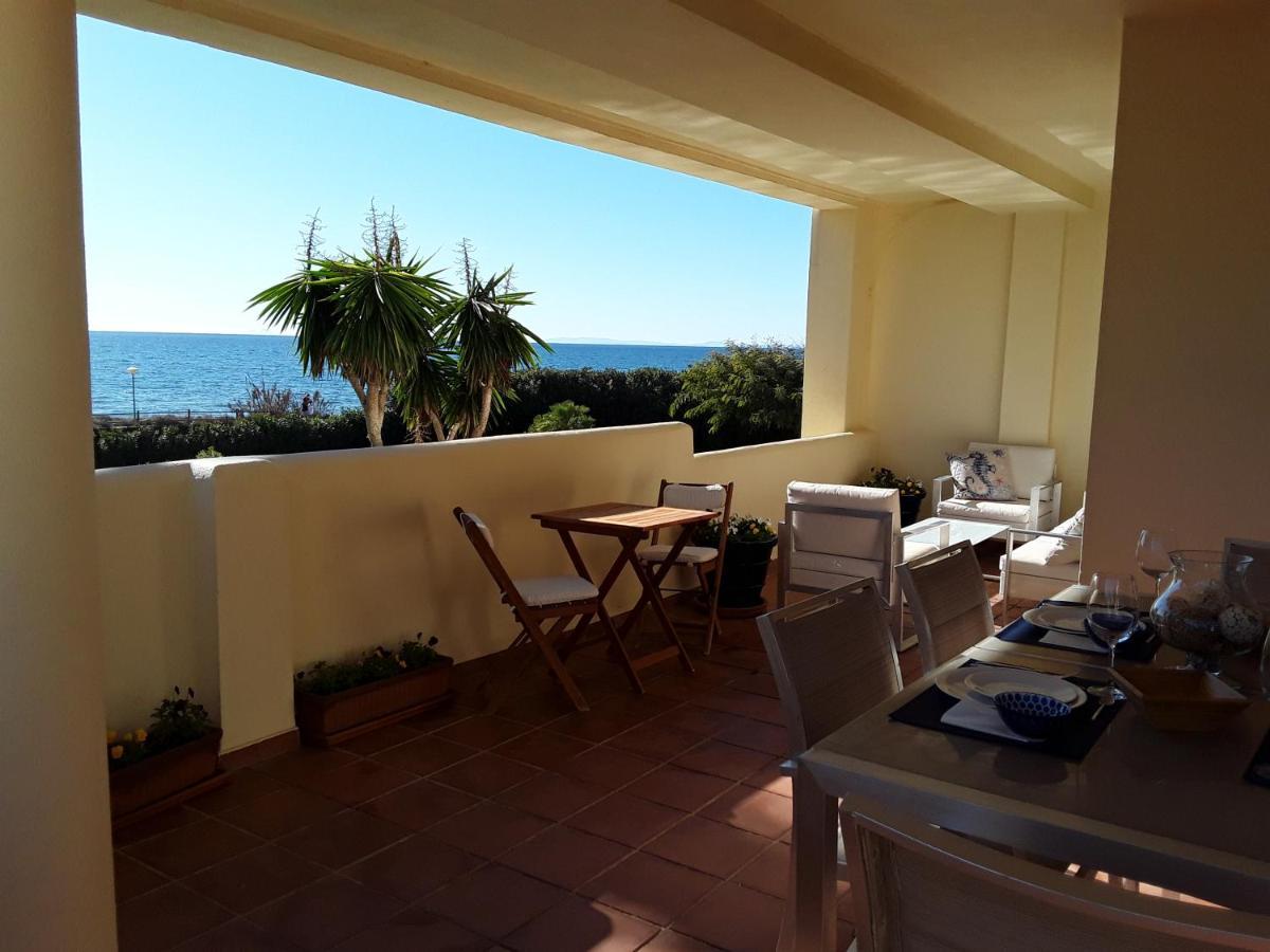 Beachfront Neptuno I, Complex,Views,Pool,Garden, Elviria Marbella Esterno foto
