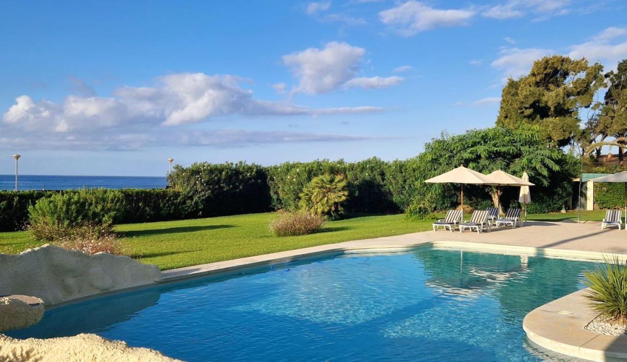 Beachfront Neptuno I, Complex,Views,Pool,Garden, Elviria Marbella Esterno foto