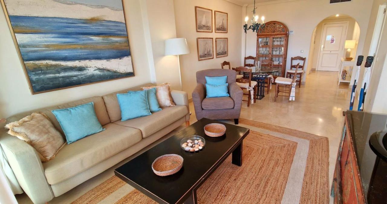 Beachfront Neptuno I, Complex,Views,Pool,Garden, Elviria Marbella Esterno foto