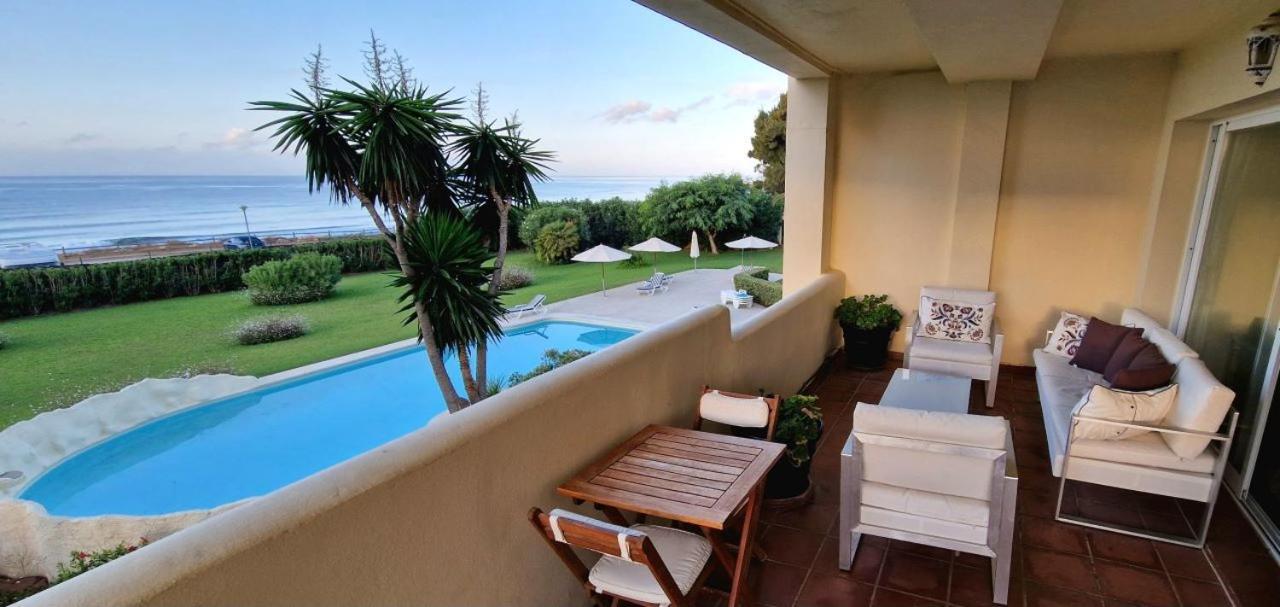 Beachfront Neptuno I, Complex,Views,Pool,Garden, Elviria Marbella Esterno foto